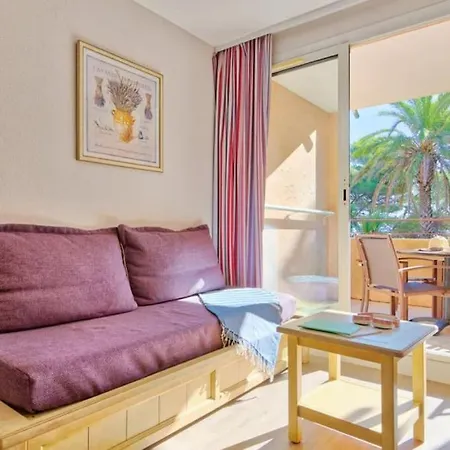 Superbe 50m De La En Bord De Appartement Hyères